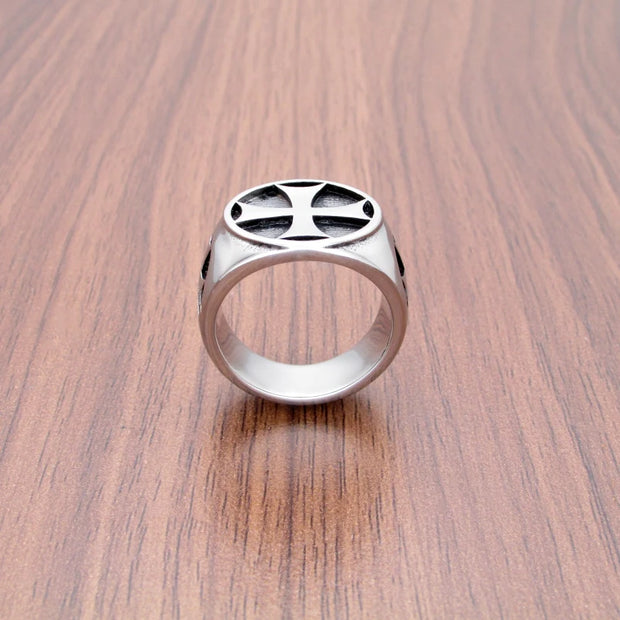 Iron Cross Biker Ring – 316L Stainless Steel Vintage Punk Rider Jewelry | Low Riders MC